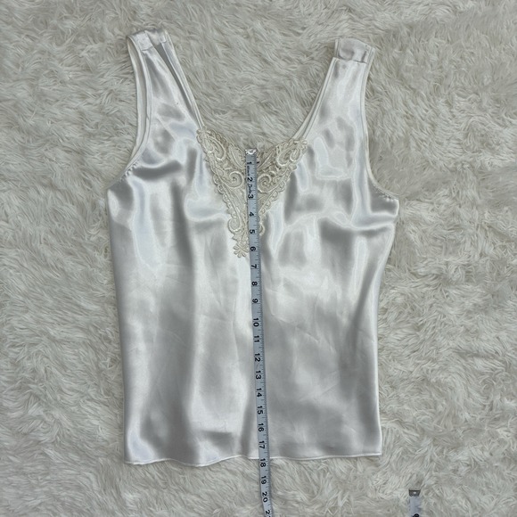 White Silky Satin Style CamisolenLace Detail Size Small Chic Fiary Whymisgoth - Picture 4 of 5